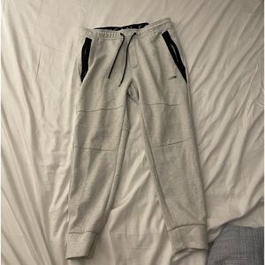 American eagle joggers
